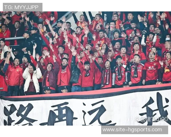 浓眉坚定信念每场比赛全力以赴争取胜利不放弃