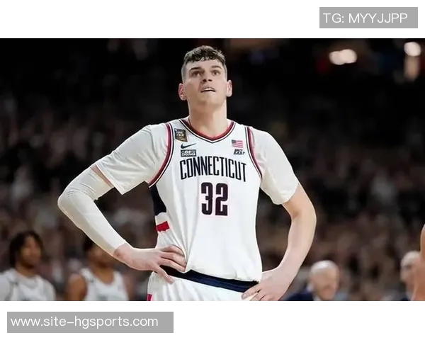 克林根谈客胜雄鹿的重要性强调全队团结一致的防守表现 克林根谈客胜雄鹿的重要性强调全队团结一致的防守表现