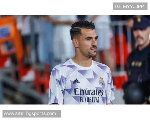 塞巴略斯每日坚持训练赢得皇马教练组高度赞赏与认可 塞巴略斯每日坚持训练赢得皇马教练组高度赞赏与认可