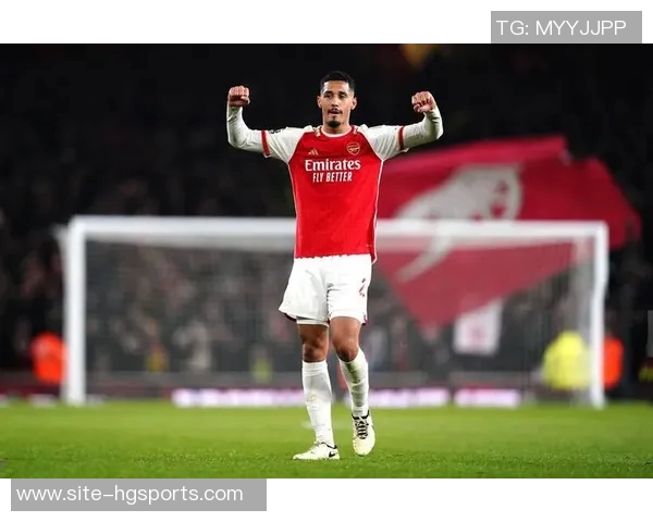 阿森纳与18岁中场易卜拉欣续约并在欧冠中首次亮相